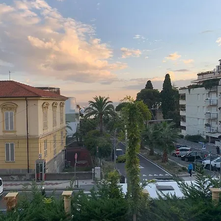 Vale Villa San Remo