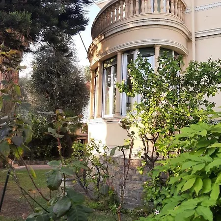 Vale Villa